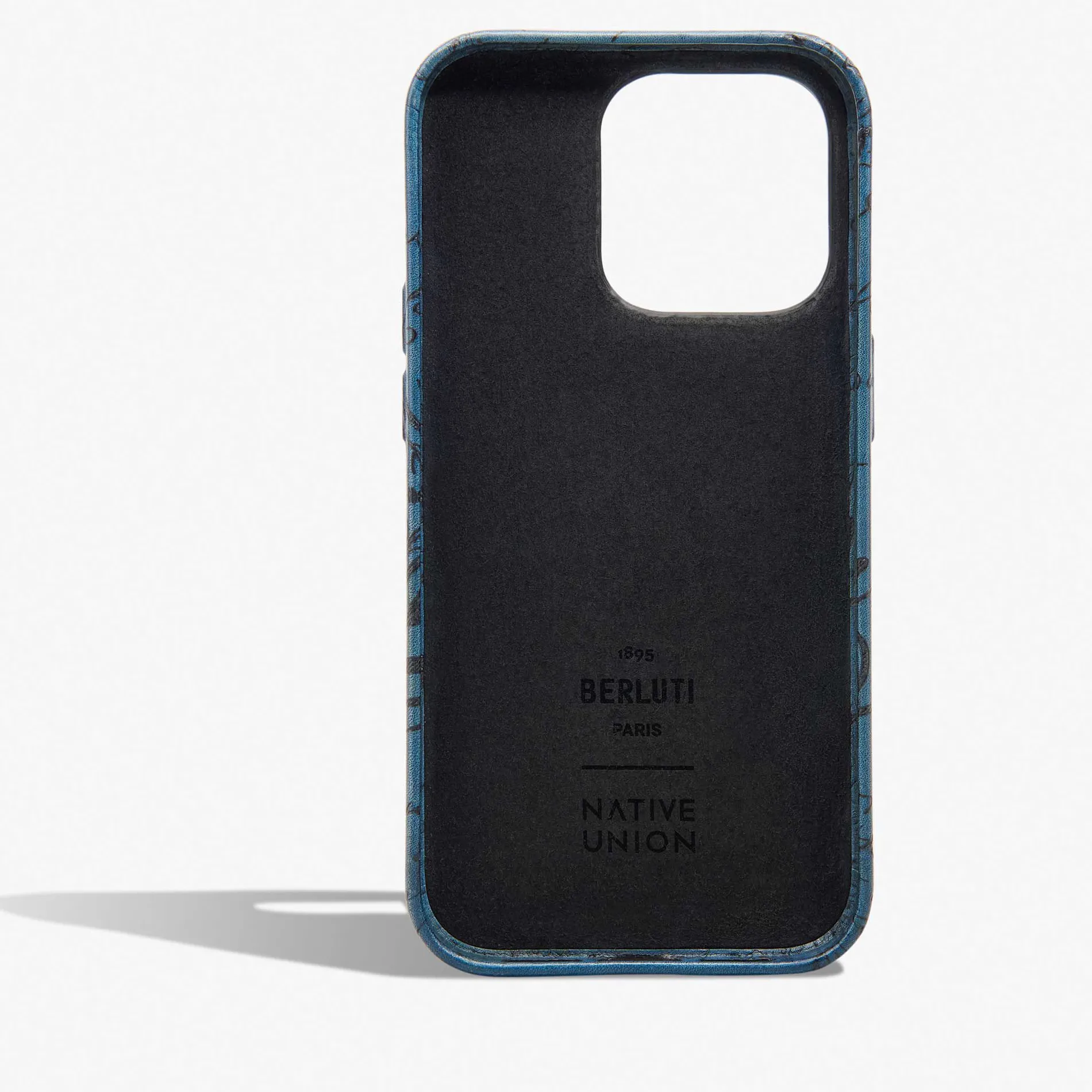 Berluti &Eacute;tui iPhone 15 Pro En Cuir Scritto | Housses & Étuis | Objets, High-tech & Lifestyle