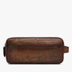 Berluti Pochette Formula 1003 En Cuir Scritto | Pochettes | Sacs De Voyage