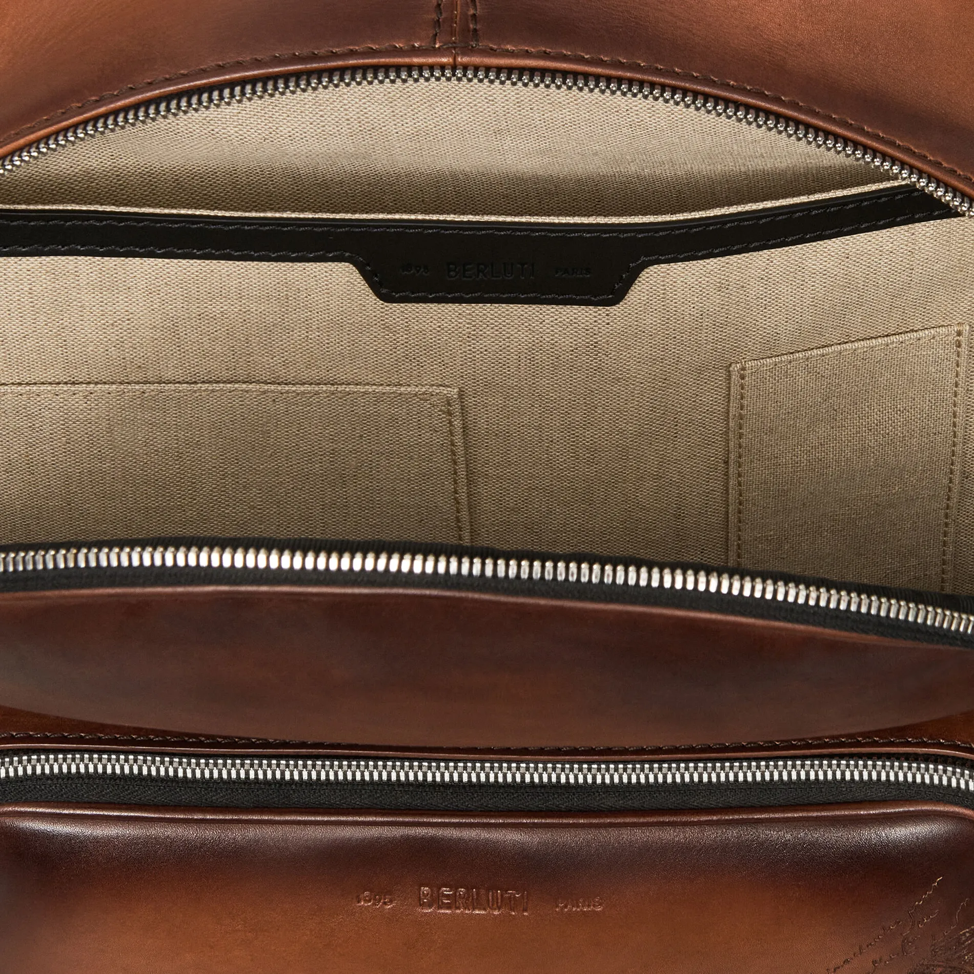 Berluti Sac &Agrave; Dos Time Off En Cuir Scritto Swipe | Sacs À Dos