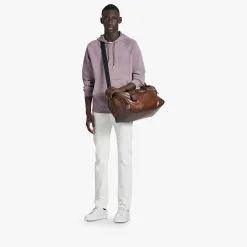 Berluti Sac de Voyage Jour Off Moyen Mod&egrave;le En Cuir Scritto | Sacs De Voyage